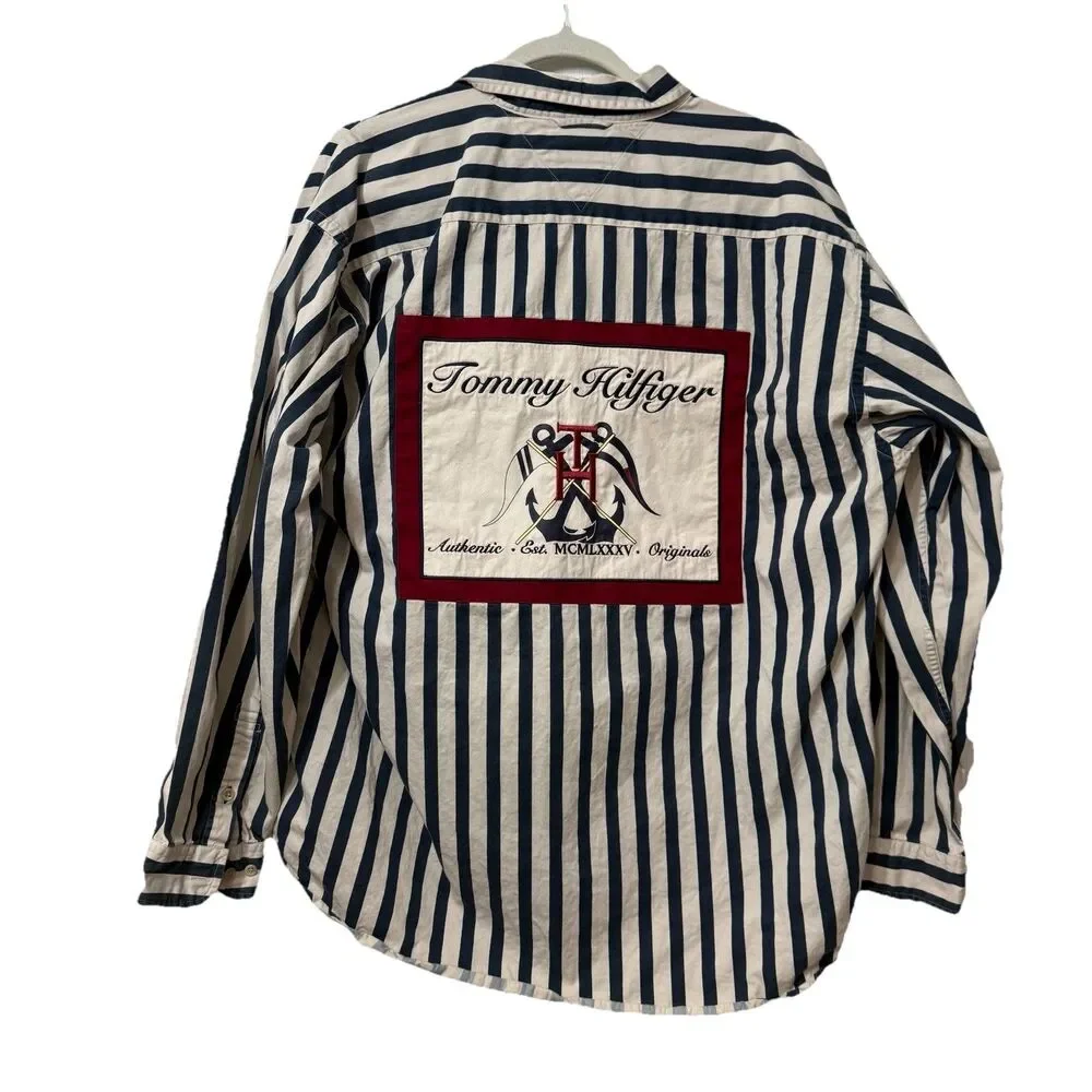 Vintage Tommy Hilfiger Men’s Sailing Flag Yacht Patch Button Striped Shirt Large